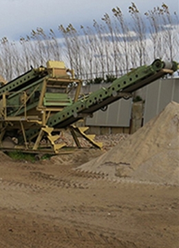 Banti Enrico S.r.l. - ESCAVAZIONI - PAVIMENTAZIONI AUTOBLOCCANTI - MOVIMENTO TERRA - DEMOLIZIONI - FONDAZIONI - TERRE ARMATE - SBANCAMENTI - RICICLAGGIO MATERIALE EDILE - FRANTUMAZIONE MATERIALE EDILE - MATERIALE RICICLATO CERTIFICATO - TUBAZIONI - RIEMPIMENTI - SMALTIMENTO MATERIALE INERTE - DRENAGGI -